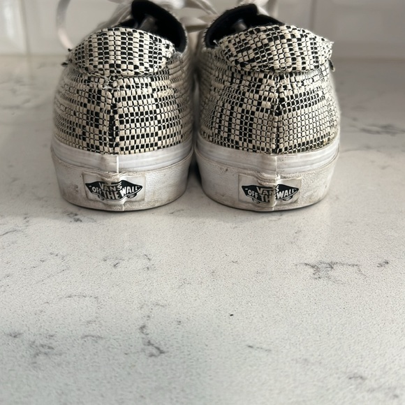 VANS ultracush shoes size 8.5 - Picture 4 of 5